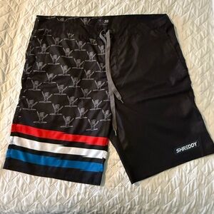 Shreddy Board Shorts Red White and Blue Stripes Men’s Size 38